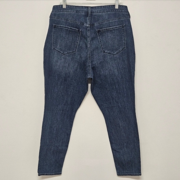 70 NWT OLD NAVY HIGH RISE WOW SUPER SKINNY JEANS WOMEN'S PLUS SIZE 16 - Picture 3 of 9